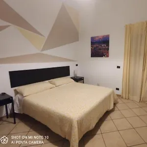 Fontanarossa Airport Habitación en casa particular
