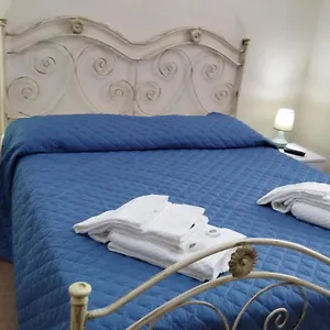 Azzurra Scale Of The Turks Apartamento